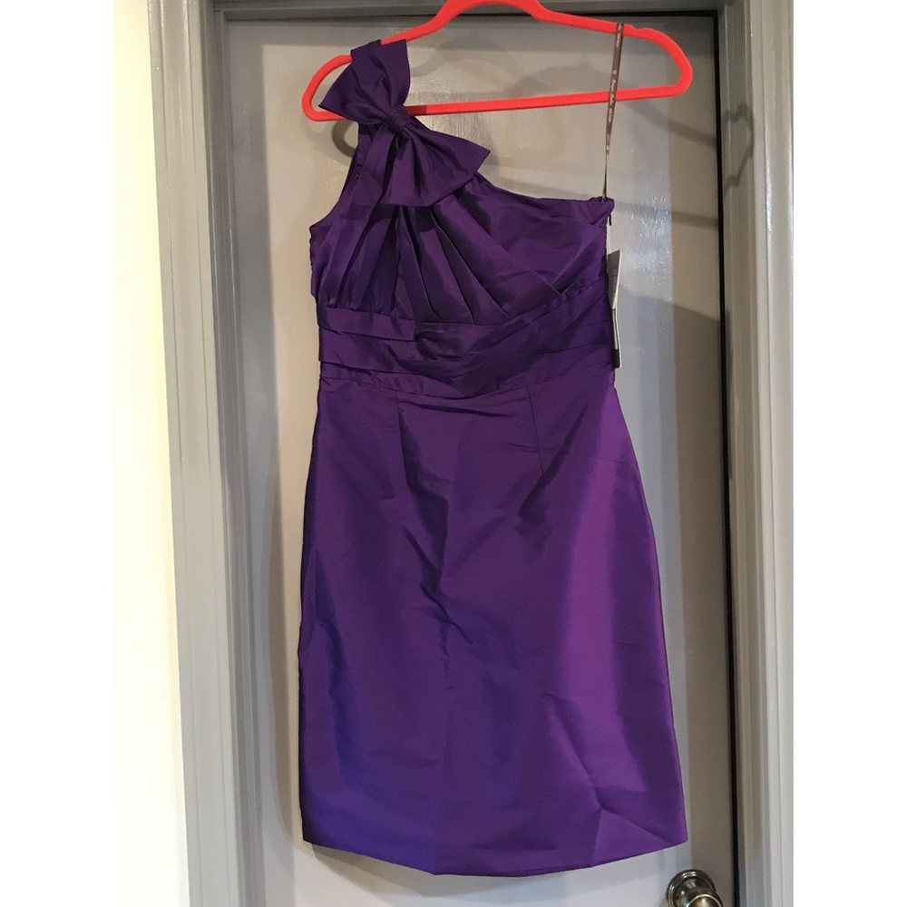 NWT Monique Lhuiller Bridesmaids Dress- Size 6